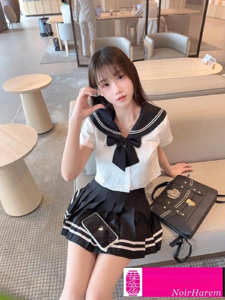 Si Si 思思 — 3