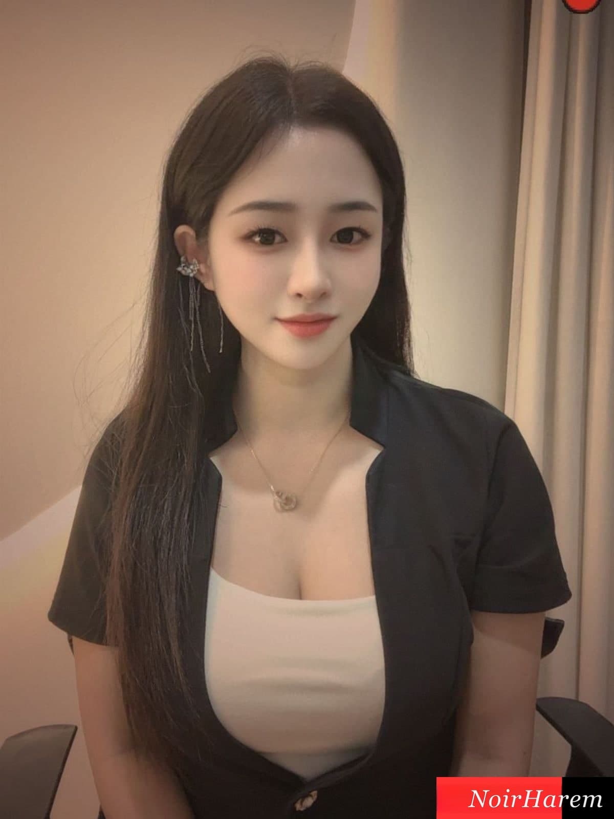 Mia — 3