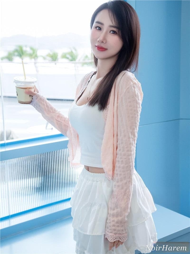 Fei Fei(菲菲) — 3